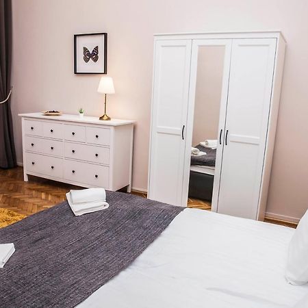 Fullmoon Apartments 1 セゲド エクステリア 写真