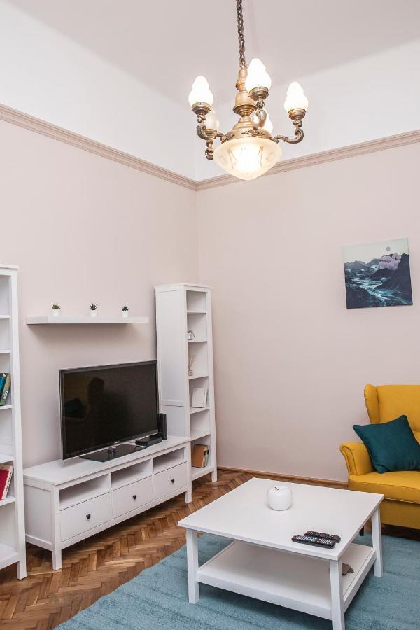 Fullmoon Apartments 1 セゲド エクステリア 写真